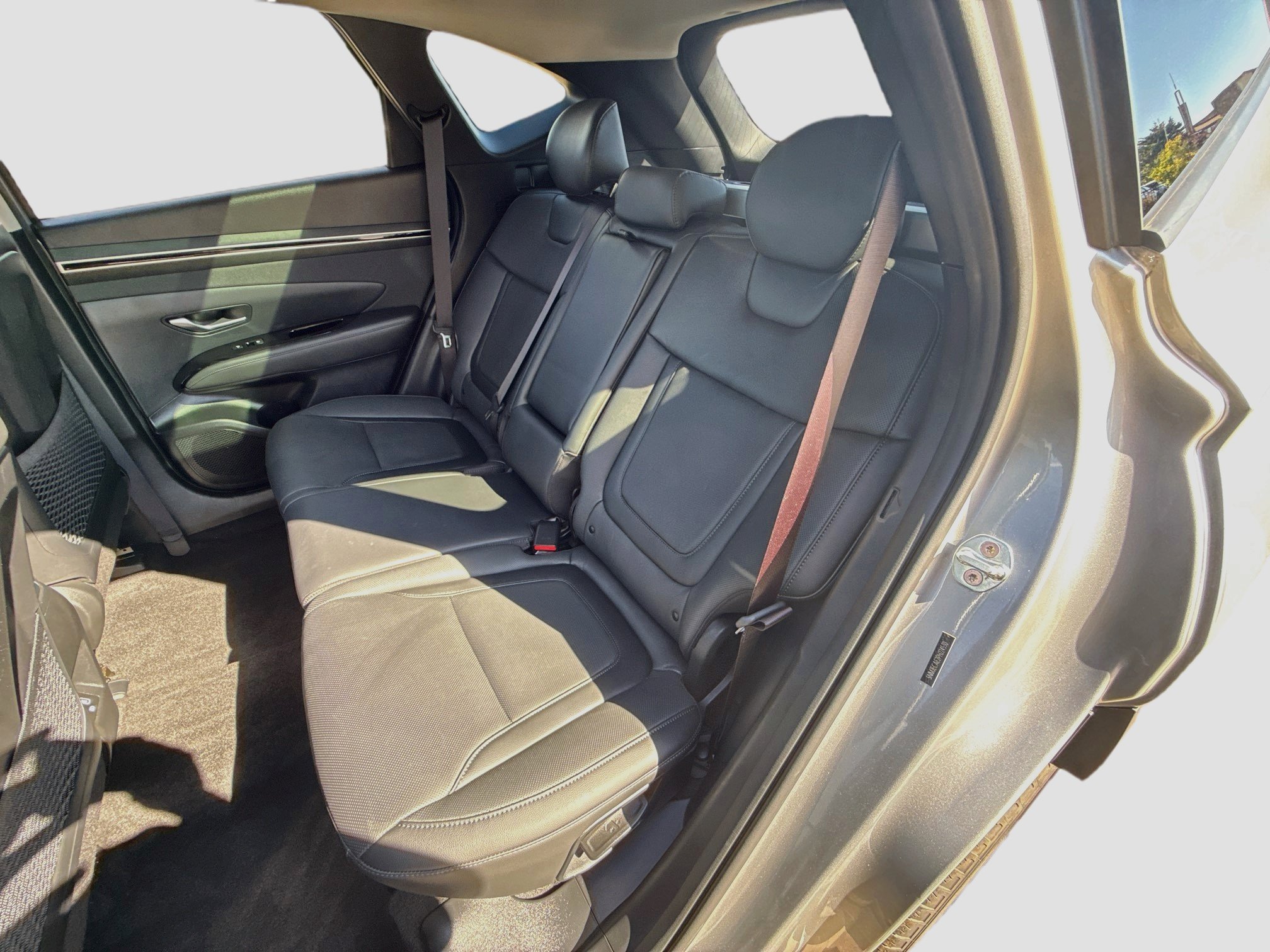 Used 2023 Hyundai Tucson Limited w/ Cargo Package AWD/4WD image 30