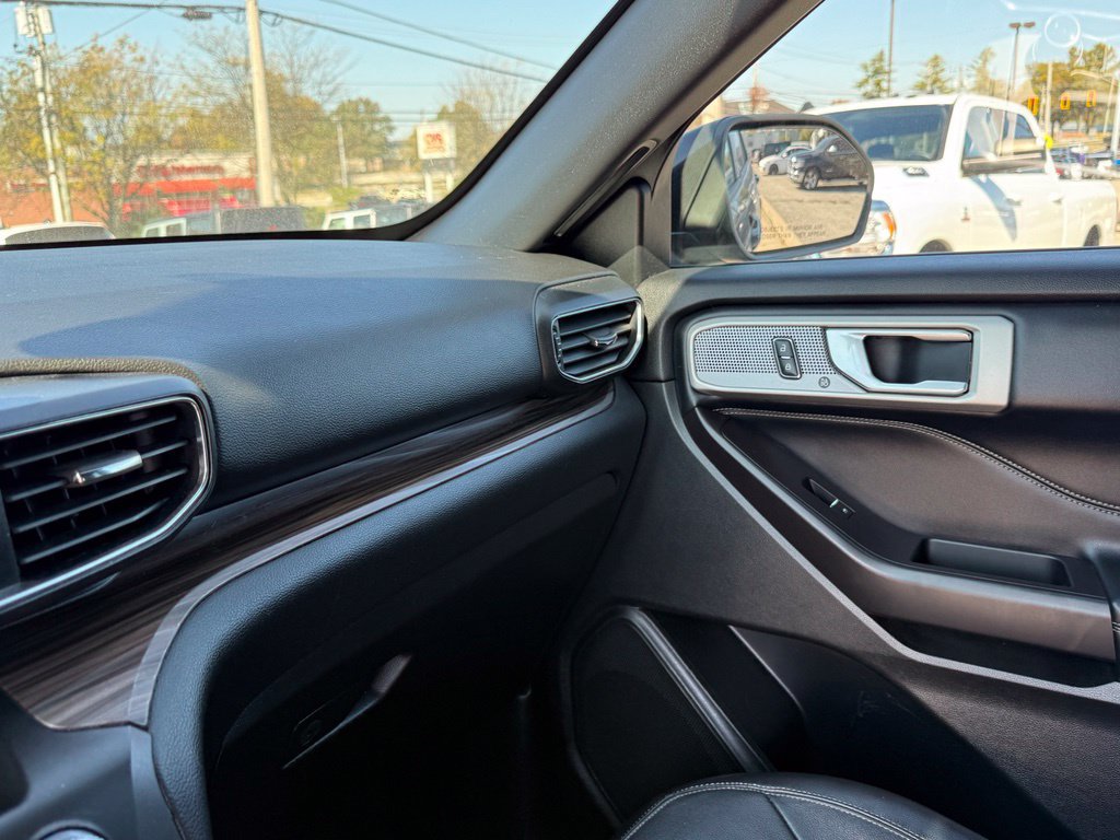 Used 2020 Ford Explorer Limited AWD/4WD image 22