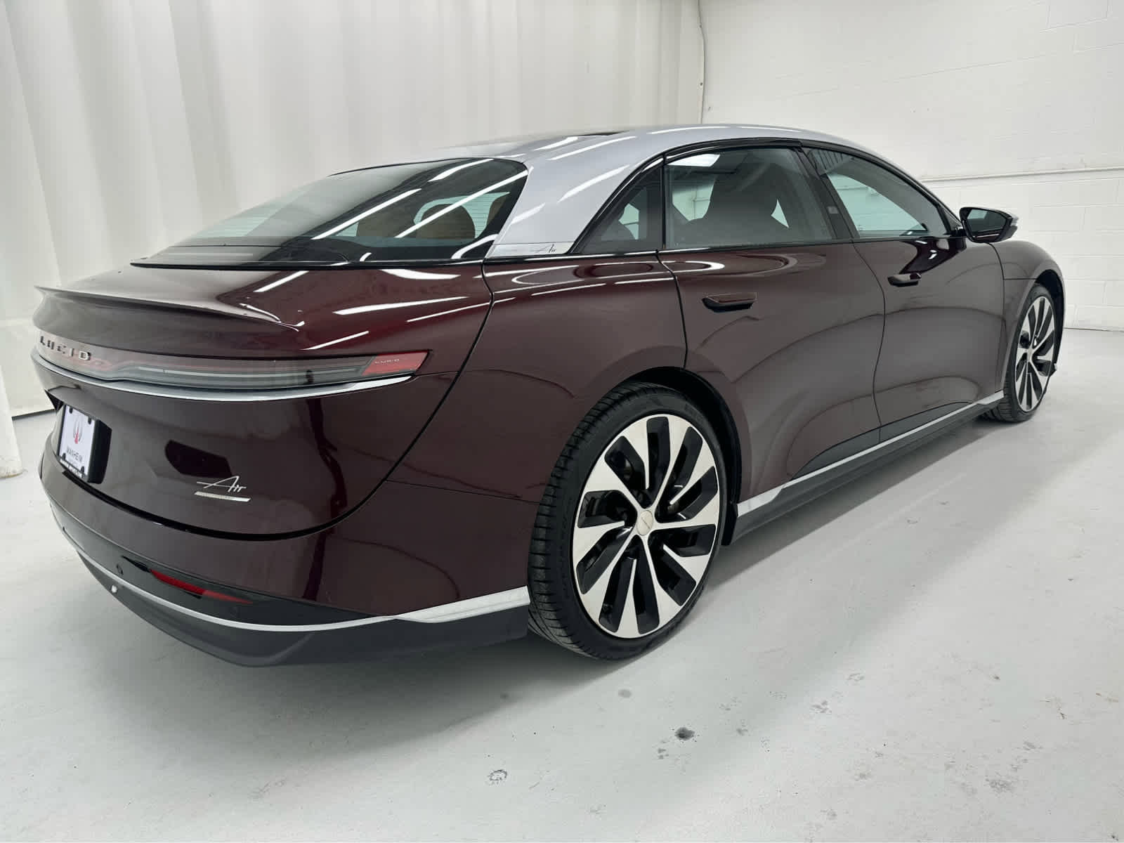 Used 2023 Lucid Air Grand Touring image 8
