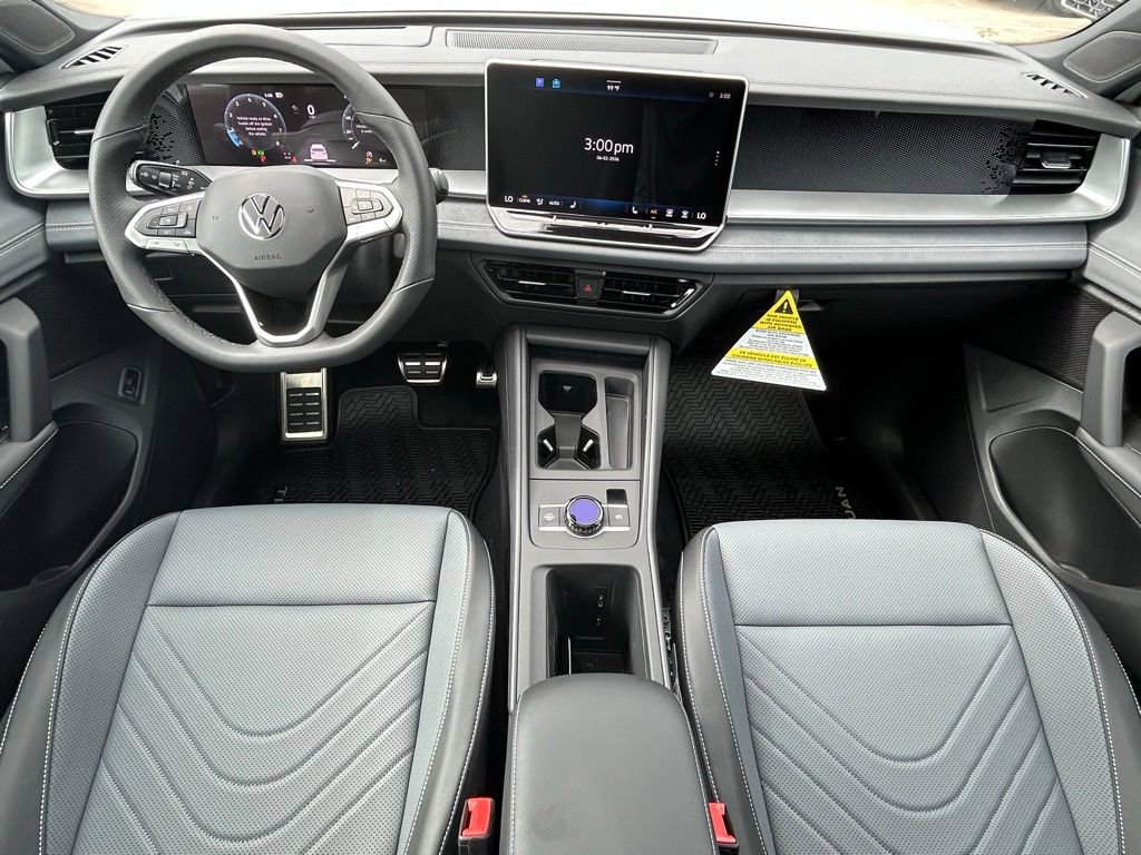 New 2026 Volkswagen Tiguan SE R-Line FWD image 10