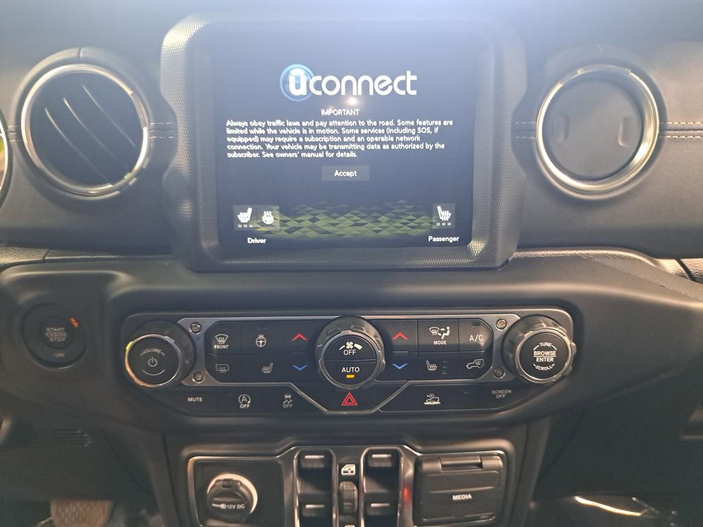 Used 2021 Jeep Wrangler Unlimited Sahara w/ Uconnect 4C Nav & Sound Group image 19
