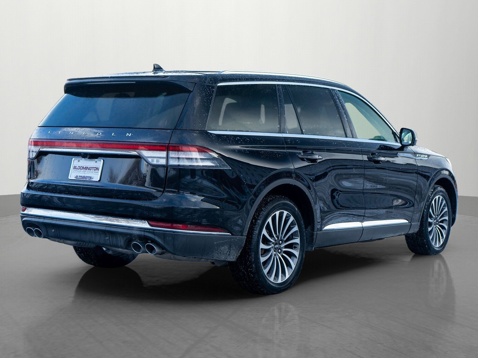 Used 2024 Lincoln Aviator Reserve image 7