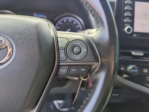 Certified 2022 Toyota Camry SE image 17