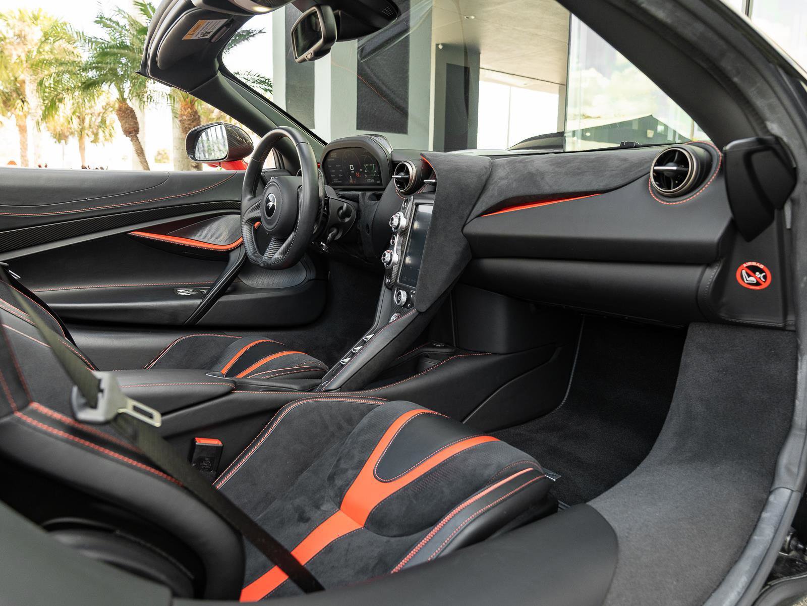 Used 2020 McLaren 720S Performance RWD image 2