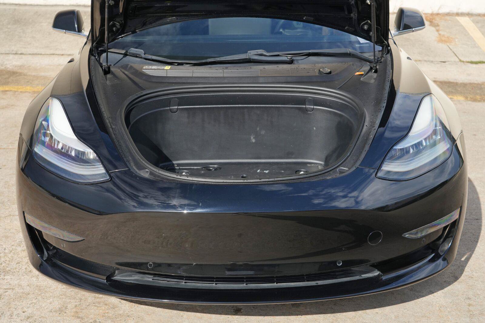 Used 2018 Tesla Model 3 Long Range RWD image 8