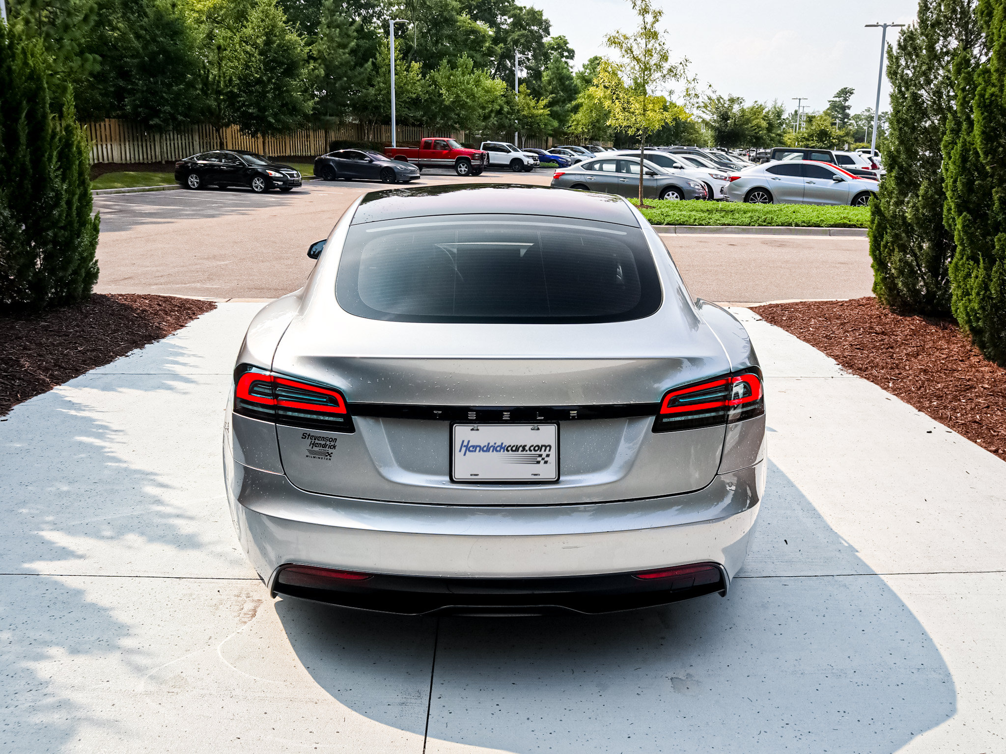 Used 2025 Tesla Model S AWD/4WD image 10
