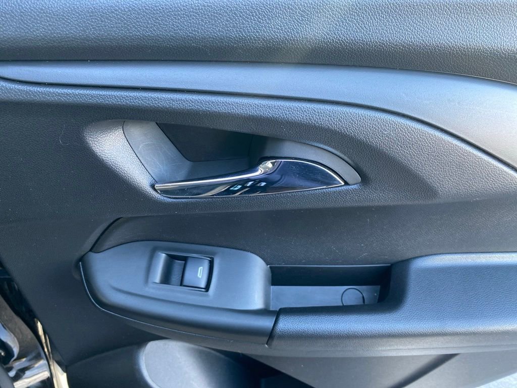 Used 2025 Chevrolet TrailBlazer LT image 14