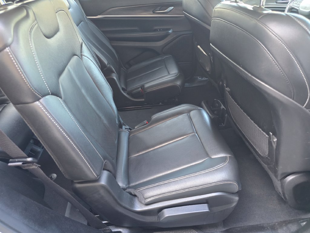 Used 2023 Jeep Grand Cherokee L Limited w/ Luxury Tech Group II AWD/4WD image 20