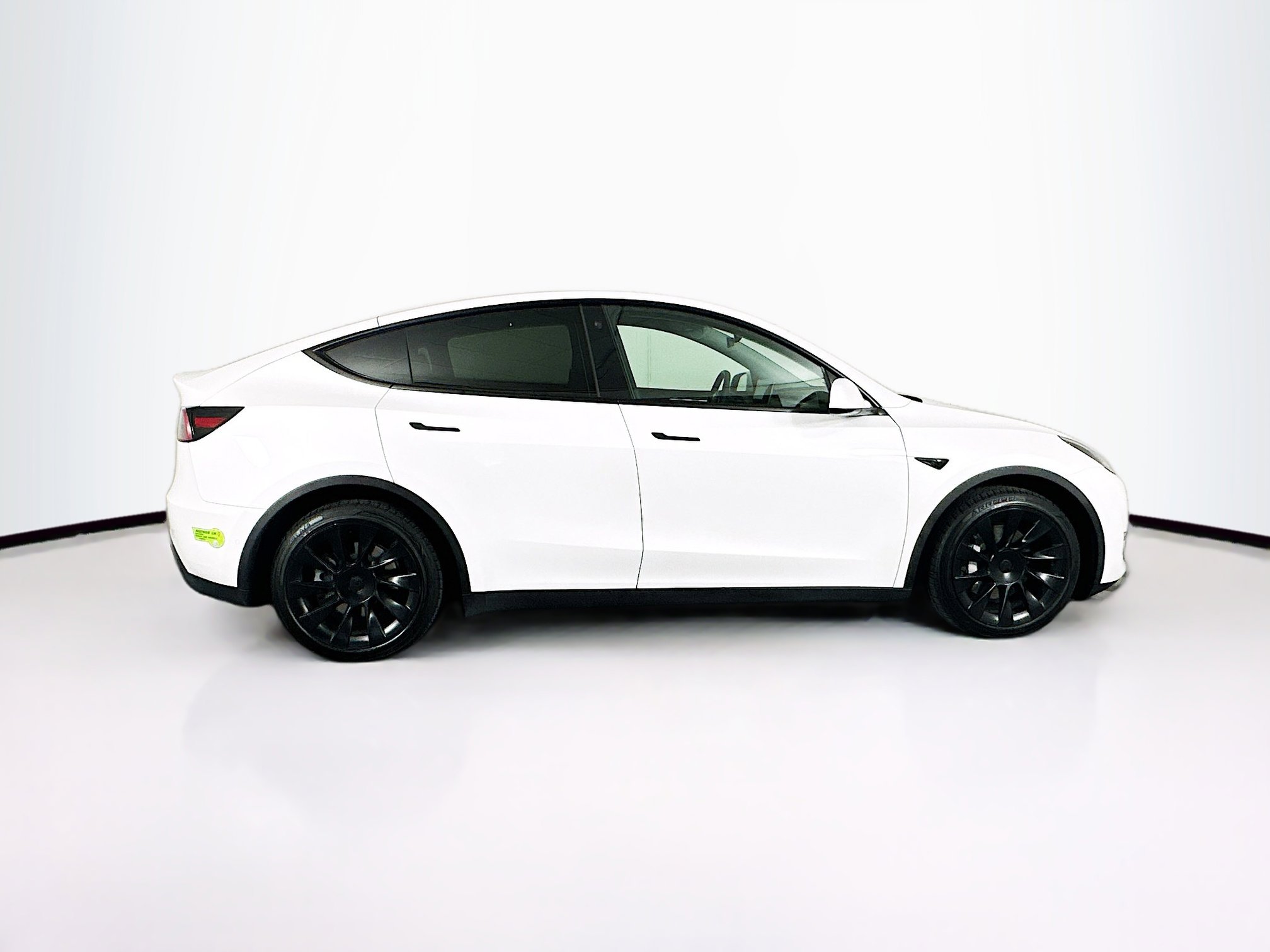 Used 2022 Tesla Model Y Long Range AWD/4WD image 10