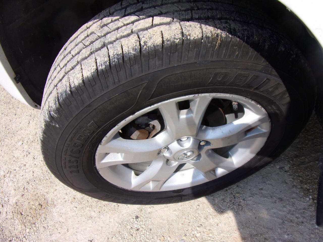 Used 2012 Toyota RAV4 4WD image 4