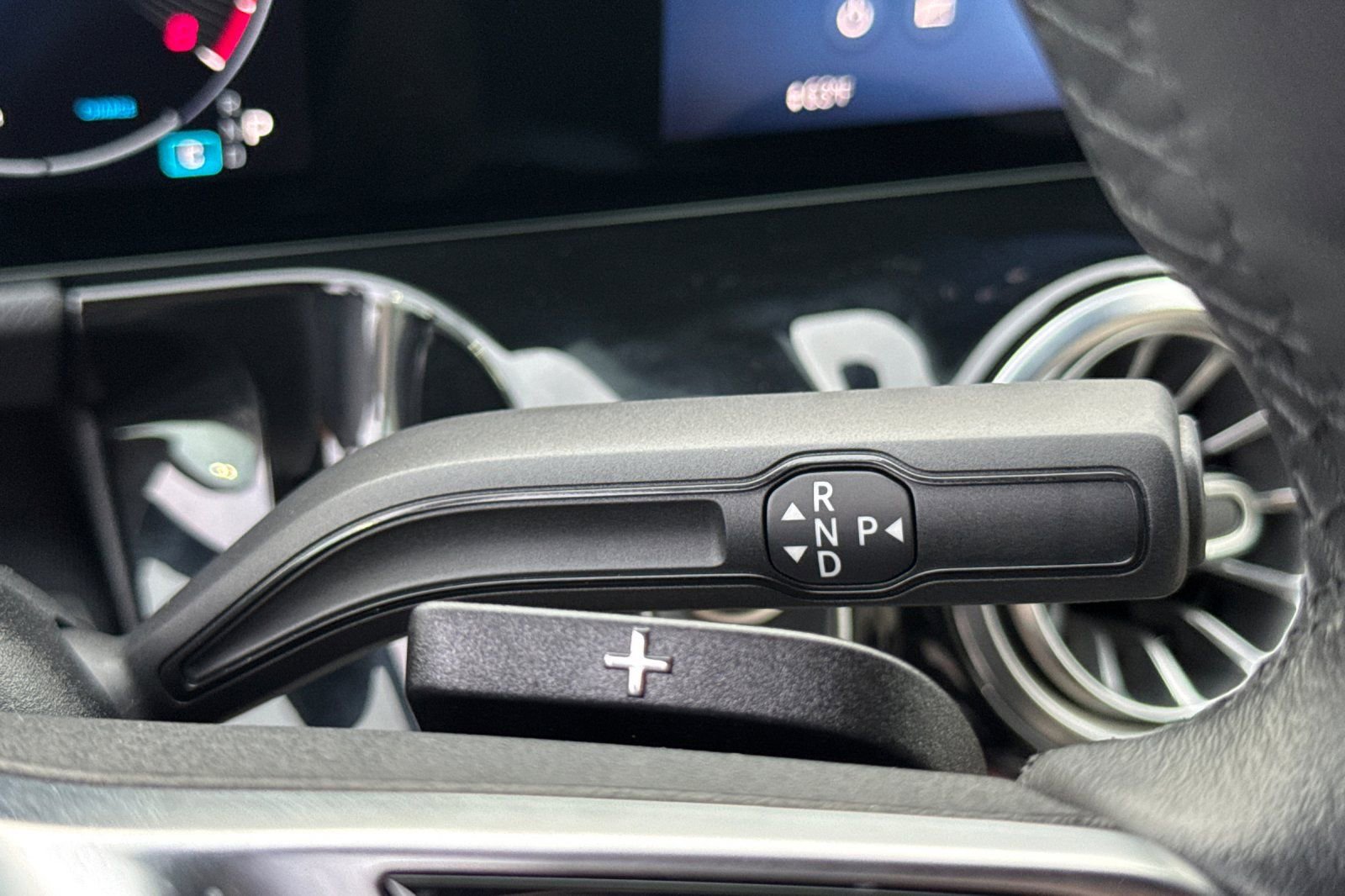 Certified 2025 Mercedes-Benz GLA 250 image 24