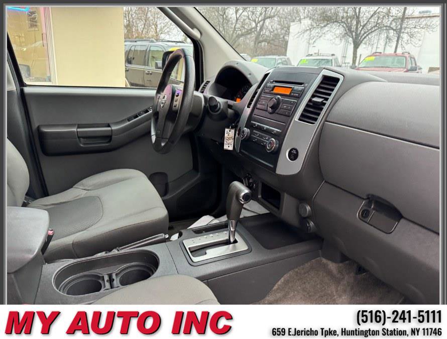 Used 2012 Nissan Xterra S image 24