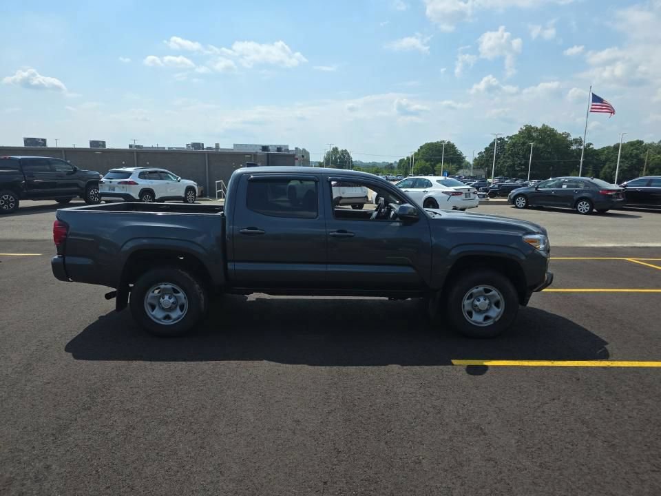 Used 2023 Toyota Tacoma SR AWD/4WD image 5