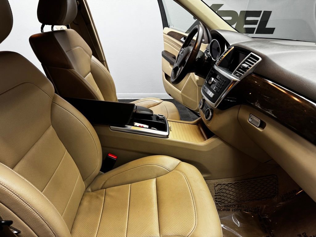 Used 2015 Mercedes-Benz ML 350 4MATIC image 52
