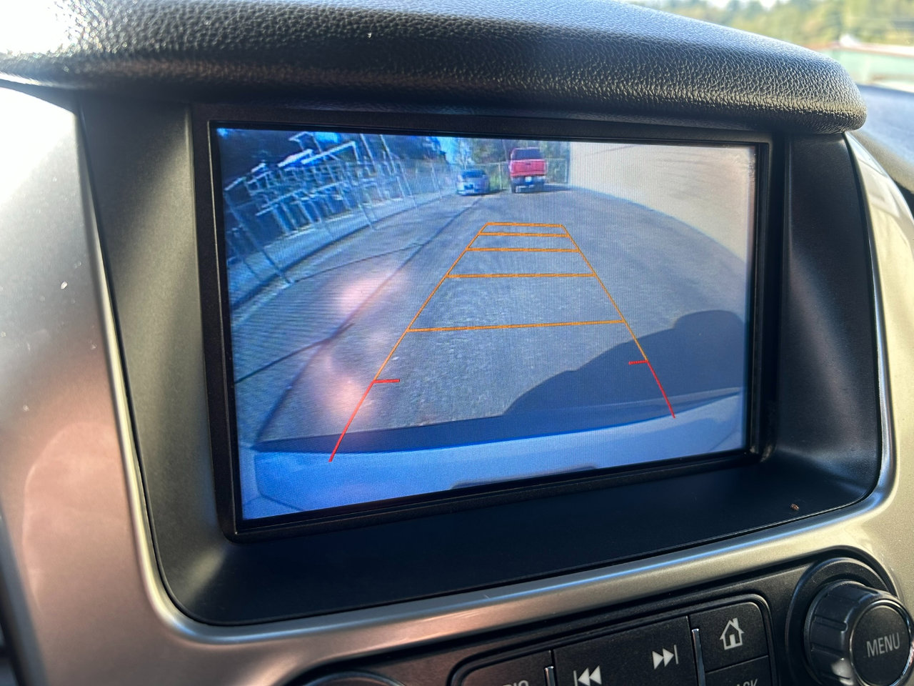 Used 2017 Chevrolet Suburban LT image 20