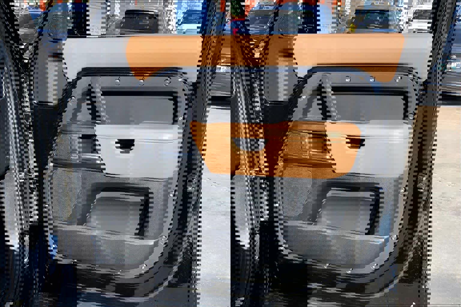 Used 2025 Land Rover Defender 110 X image 20