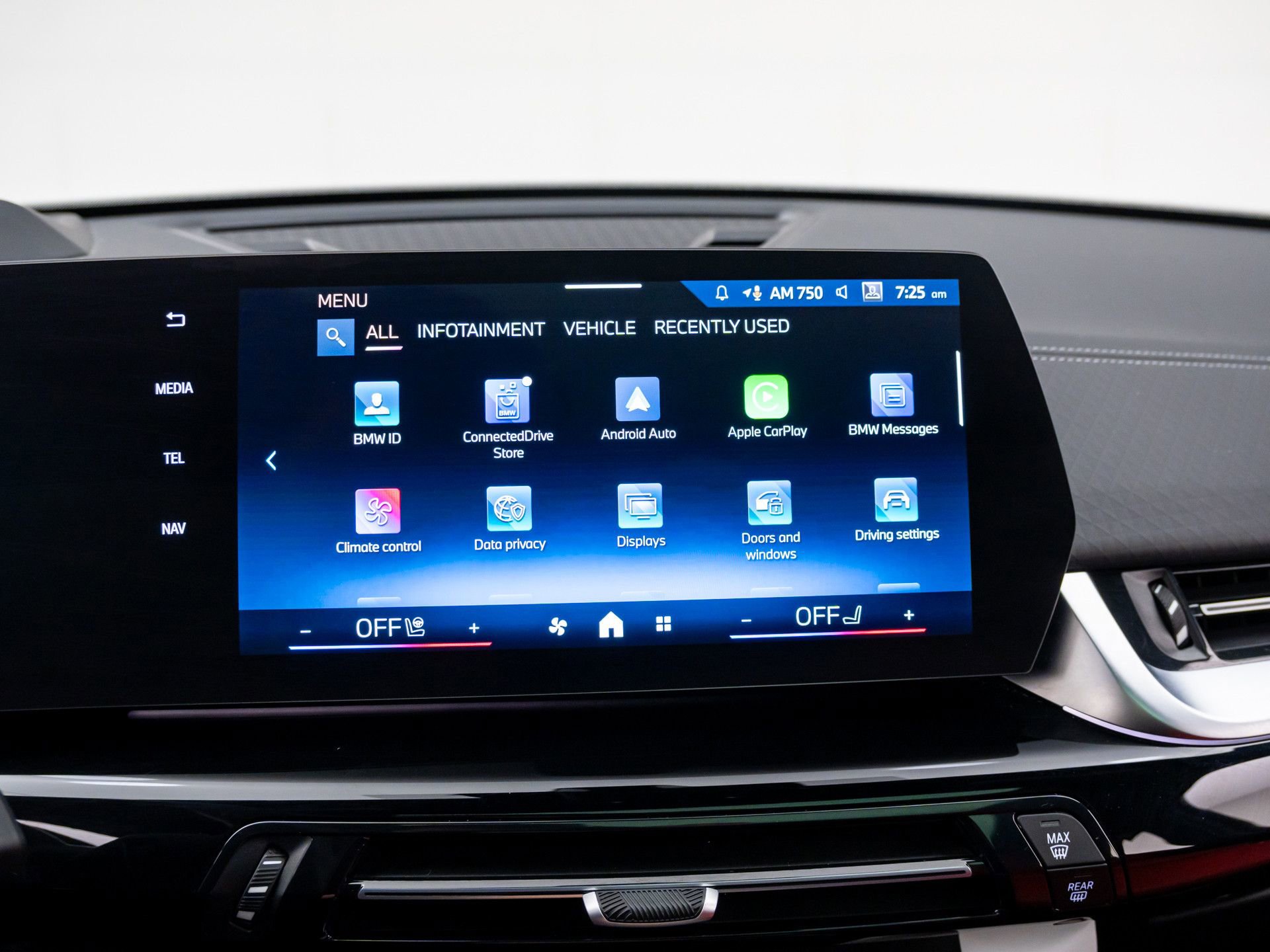 Certified 2025 BMW X2 xDrive28i image 23