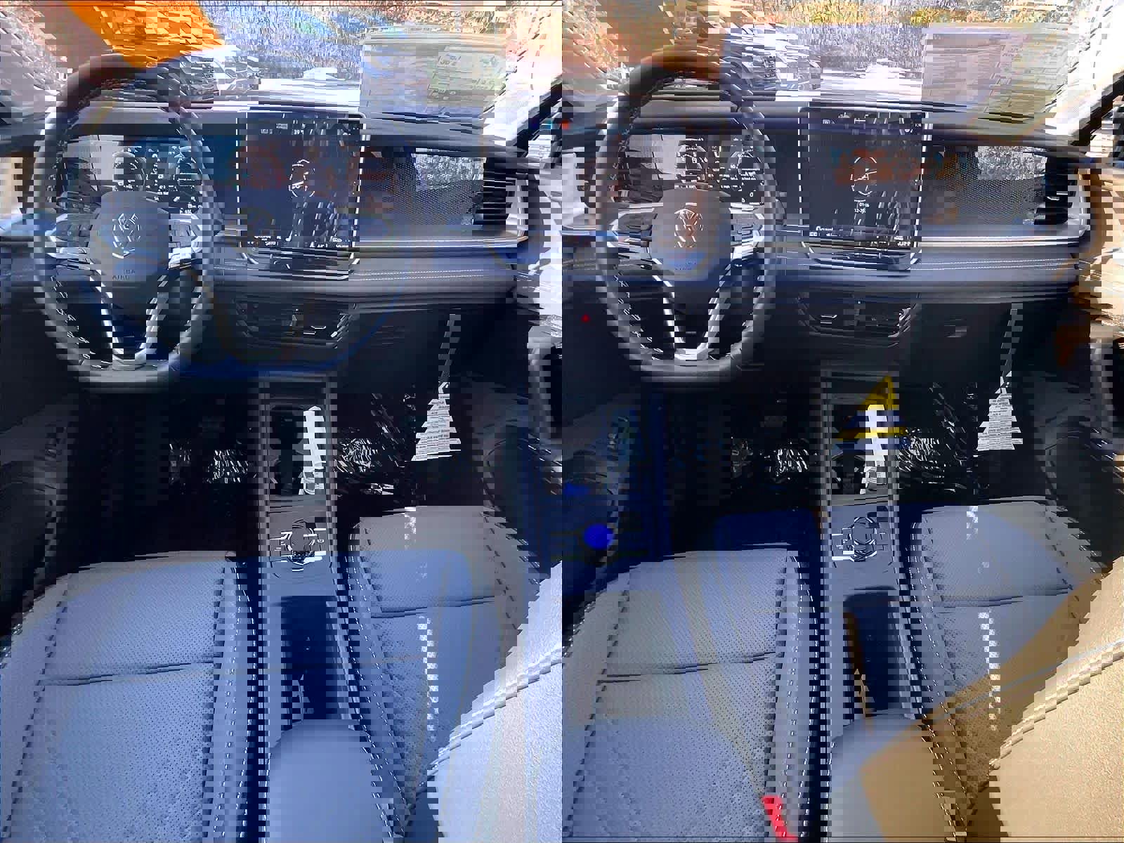 New 2026 Volkswagen Tiguan SE image 12