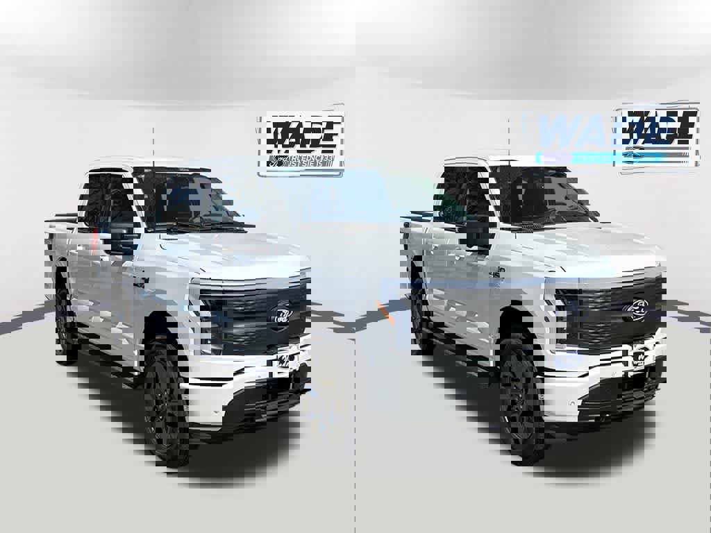 New 2025 Ford F150 Lightning Flash image 3