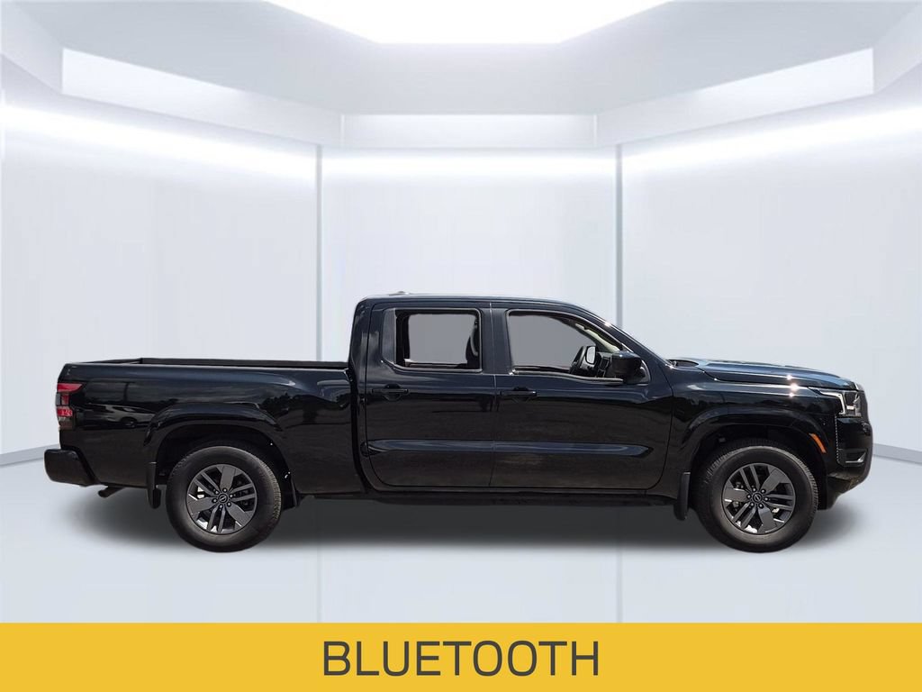 Used 2025 Nissan Frontier SV RWD image 9