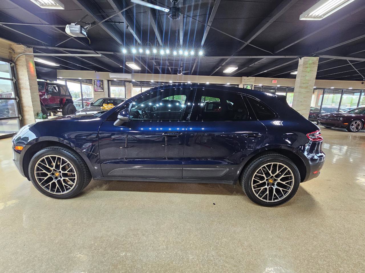 Used 2018 Porsche Macan S AWD/4WD image 4