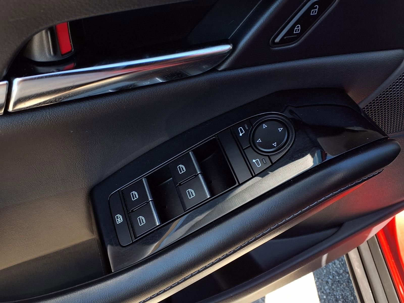 Certified 2025 MAZDA CX-30 AWD 2.5 S w/ Preferred Package image 17