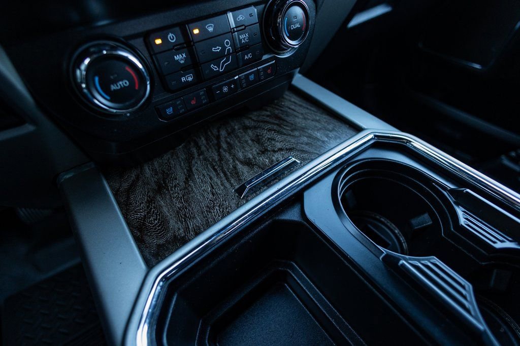 Used 2019 Ford F250 Lariat w/ Lariat Ultimate Package image 24