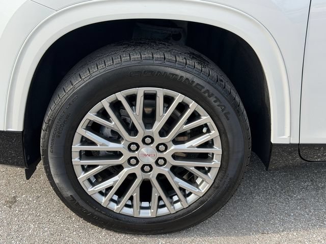 Used 2025 GMC Acadia Denali w/ LPO, Floor Liner Package FWD image 12