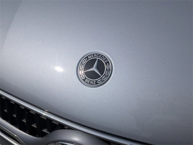 Used 2024 Mercedes-Benz GLC 300 4MATIC image 9