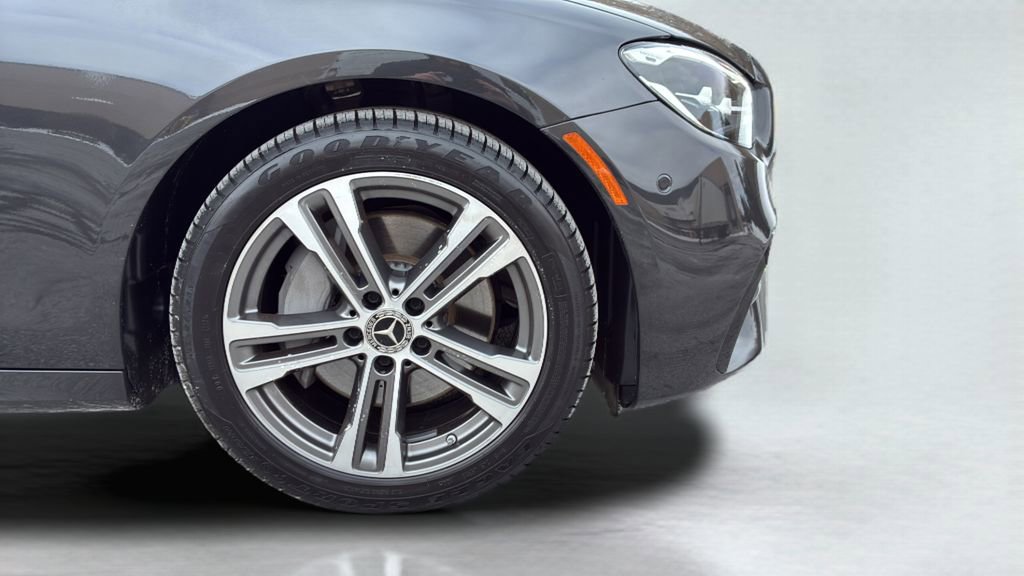 Used 2023 Mercedes-Benz E 350 4MATIC Sedan image 21