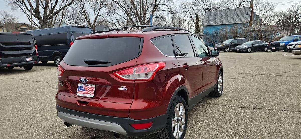 Used 2016 Ford Escape SE w/ SE Leather Comfort Package AWD/4WD image 5