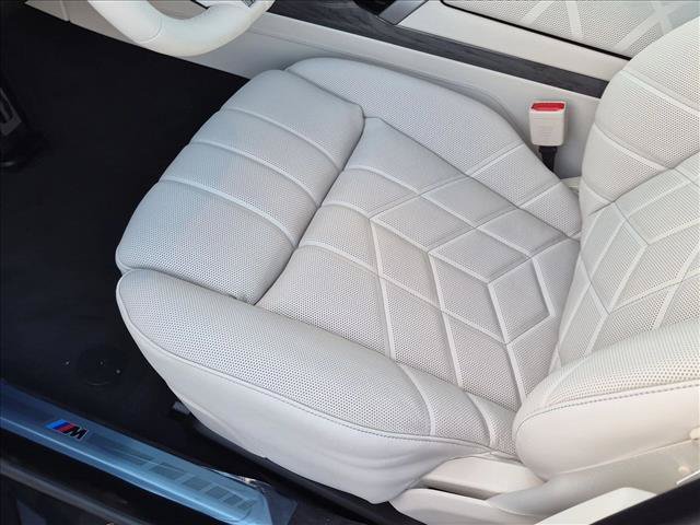 New 2027 BMW 740i w/ Executive Package RWD image 4