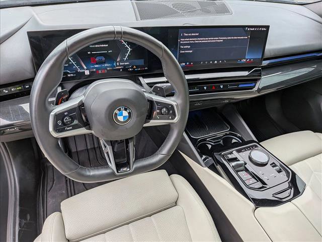 Certified 2024 BMW 530i 530i w/ M Sport Package image 10