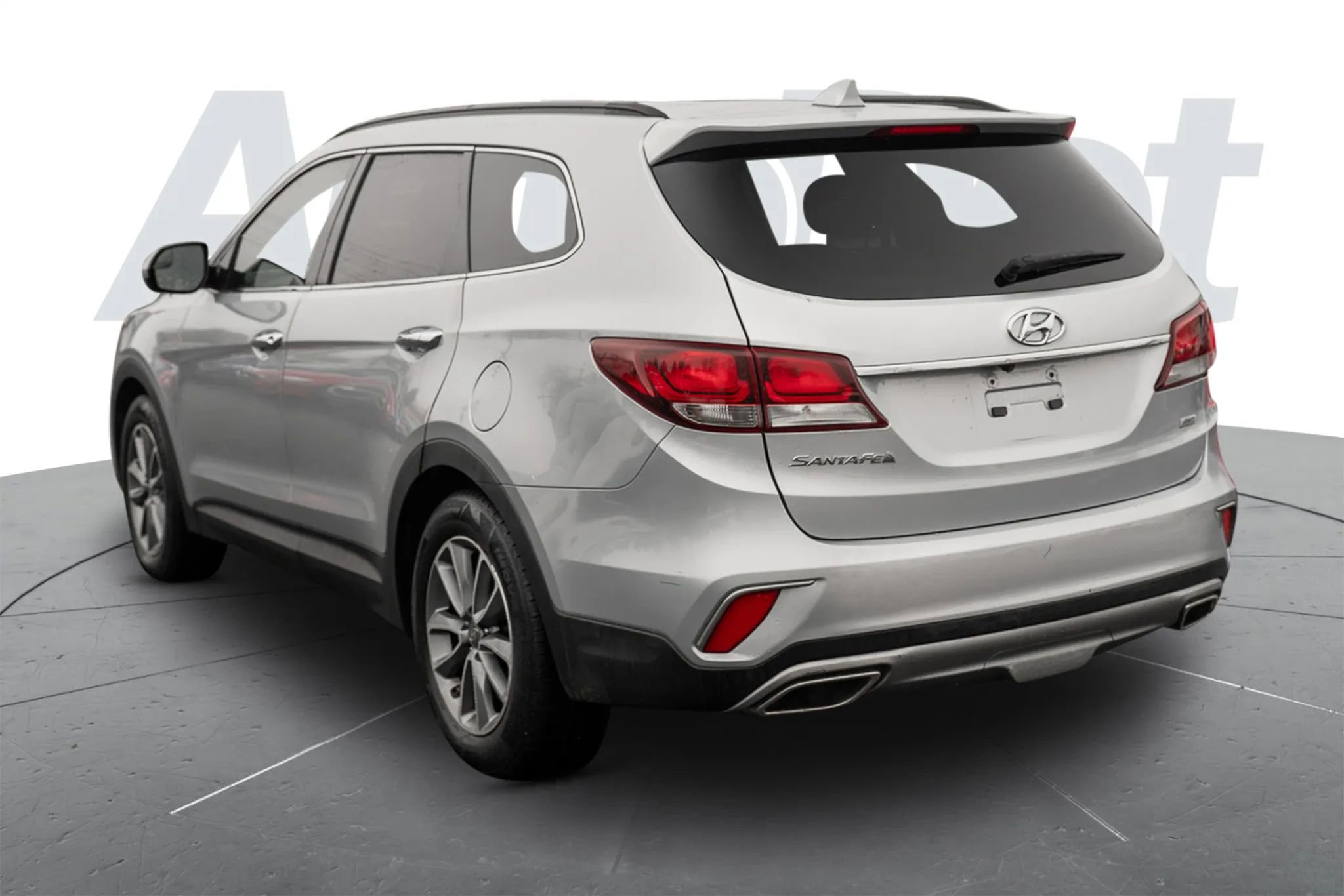 Used 2017 Hyundai Santa Fe SE image 2