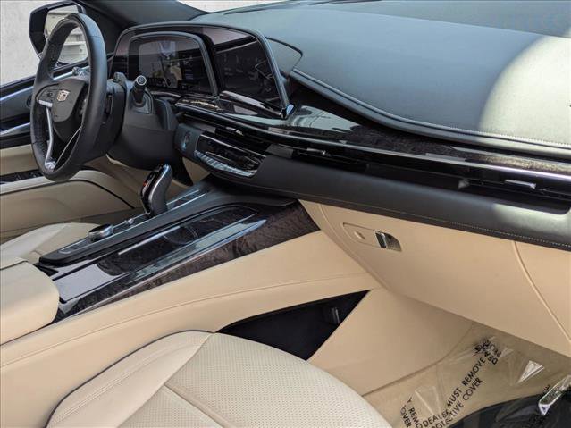 Used 2023 Cadillac Escalade Premium Luxury w/ LPO, Illumination Package image 22