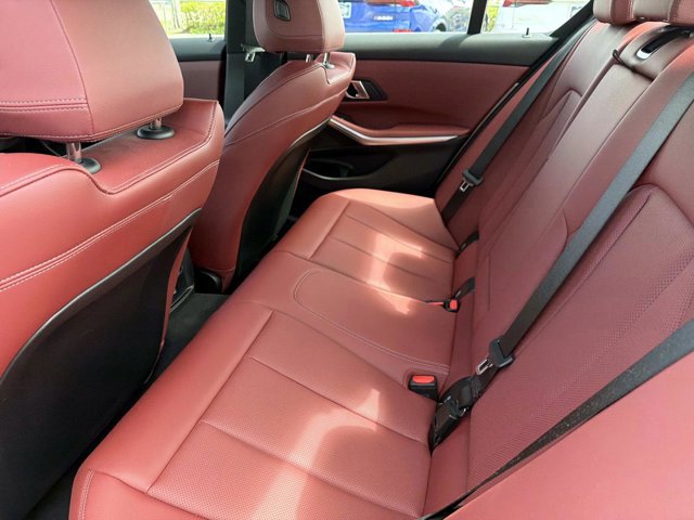 Used 2025 BMW 330i 330i image 12