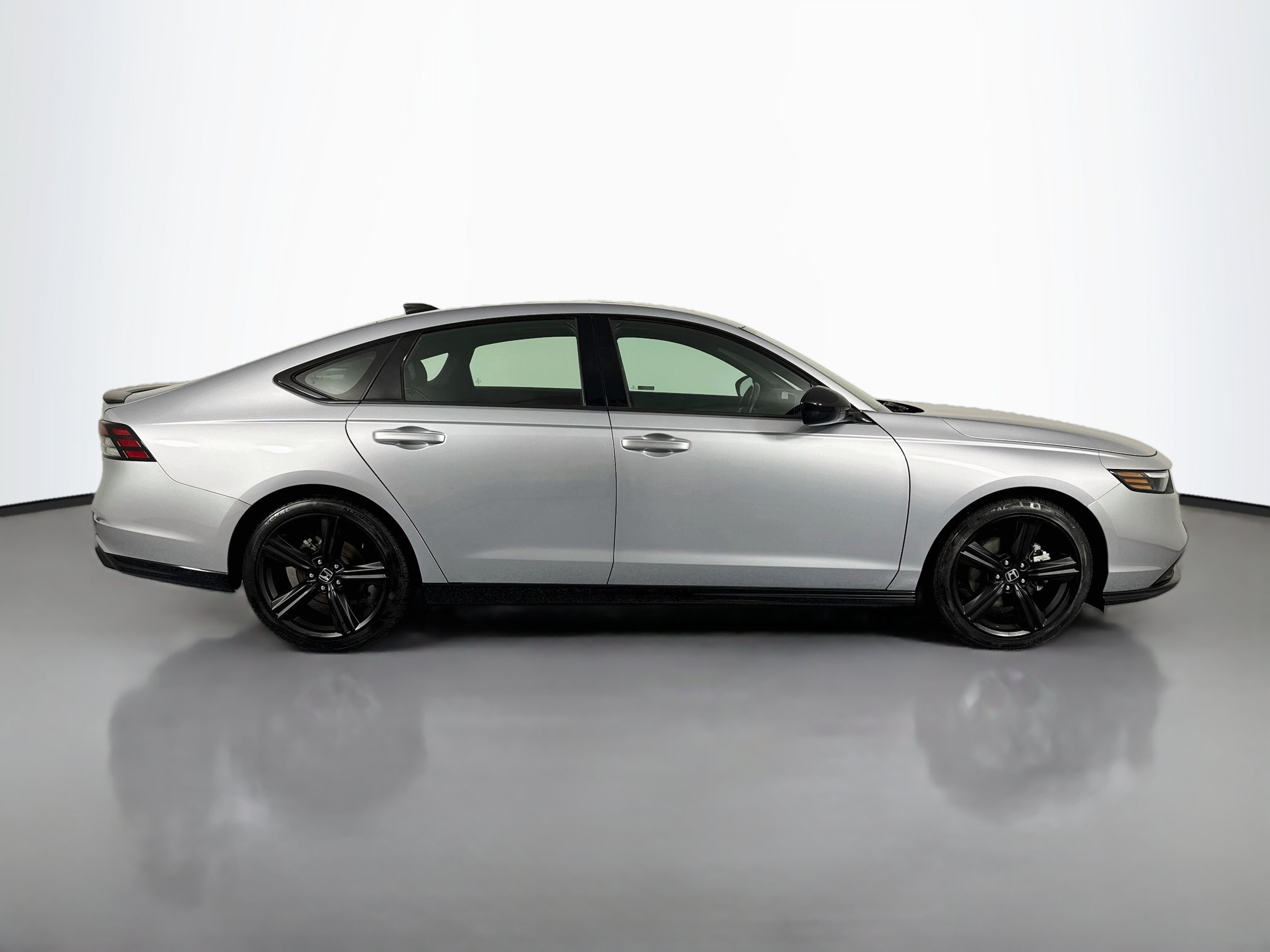 Certified 2023 Honda Accord Sport image 4