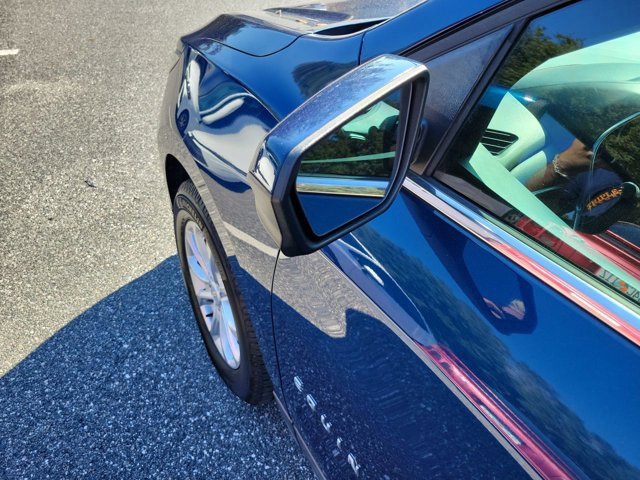 Used 2020 Chevrolet Equinox LT image 18