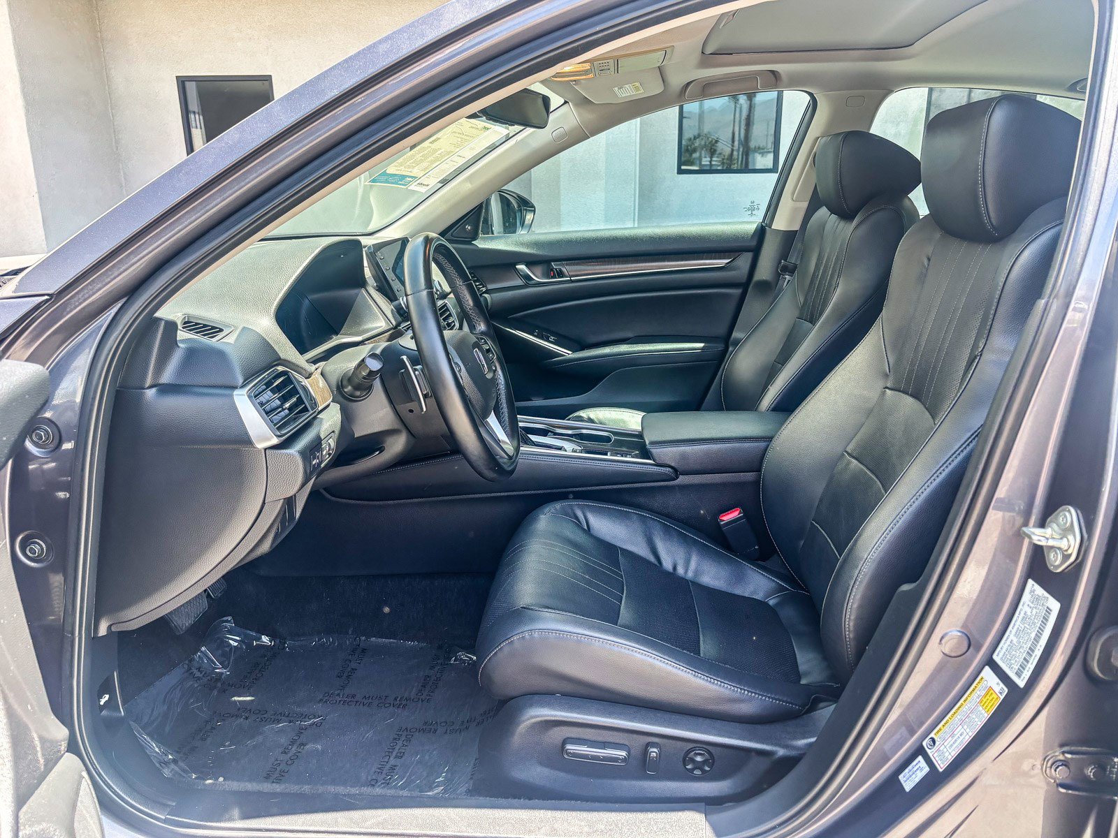 Used 2018 Honda Accord Touring image 20