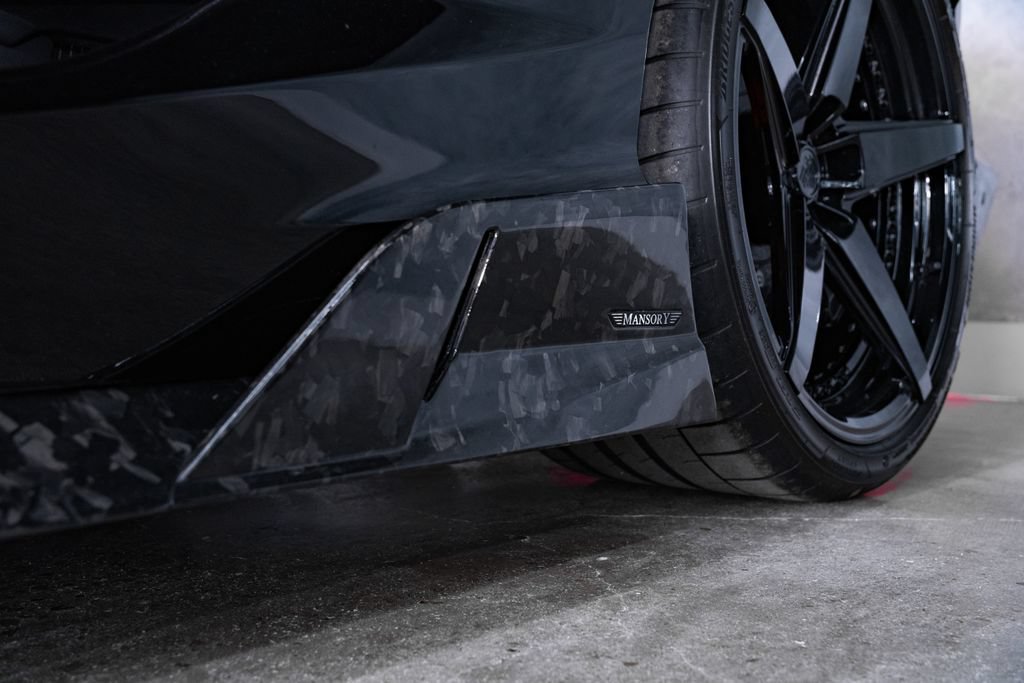 Used 2024 Lamborghini Revuelto AWD/4WD image 31