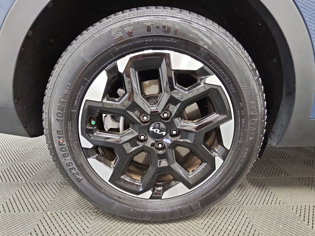 Used 2024 Kia Sorento S w/ Panoramic Sunroof Package FWD image 46