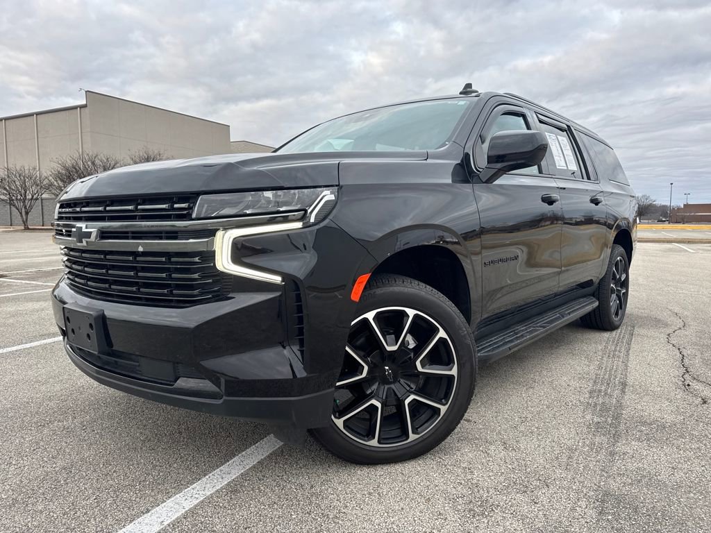 Used 2021 Chevrolet Suburban RST image 1