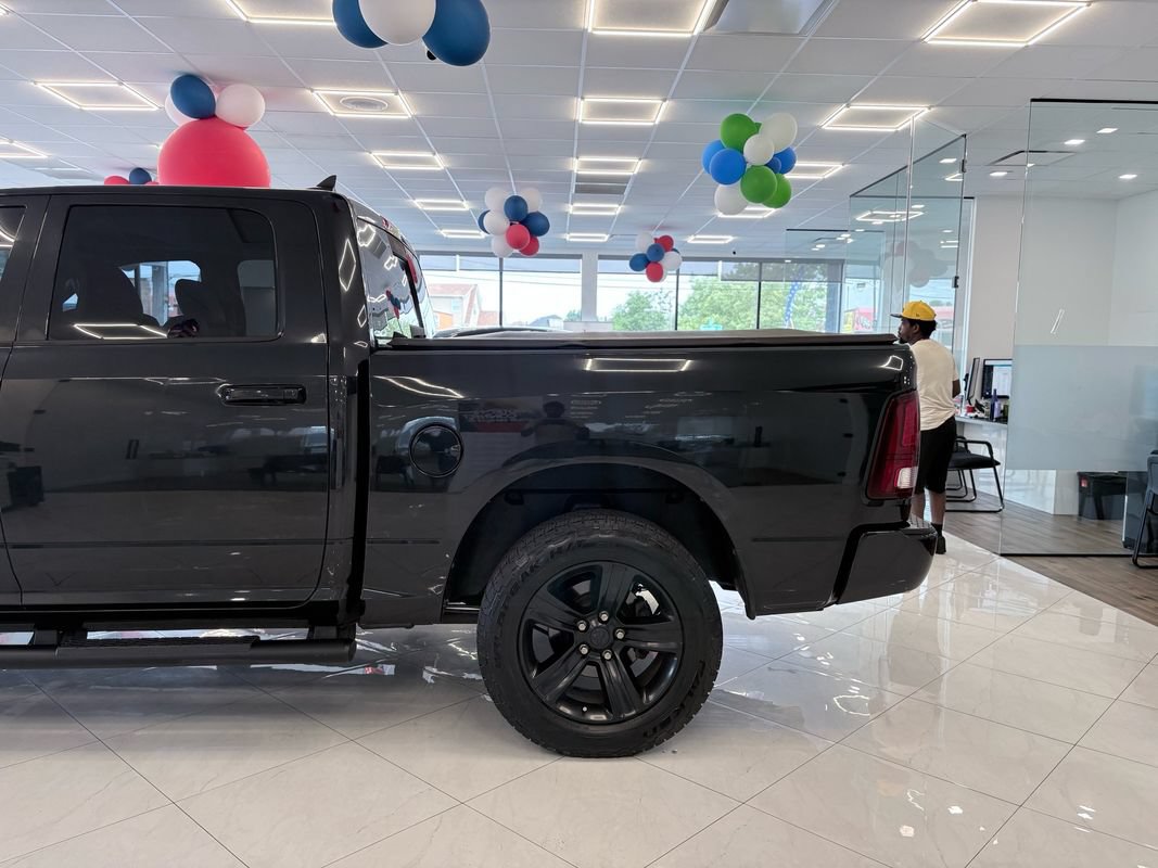 Used 2017 RAM 1500 Sport w/ Black Ram 1500 Sport Group AWD/4WD image 7