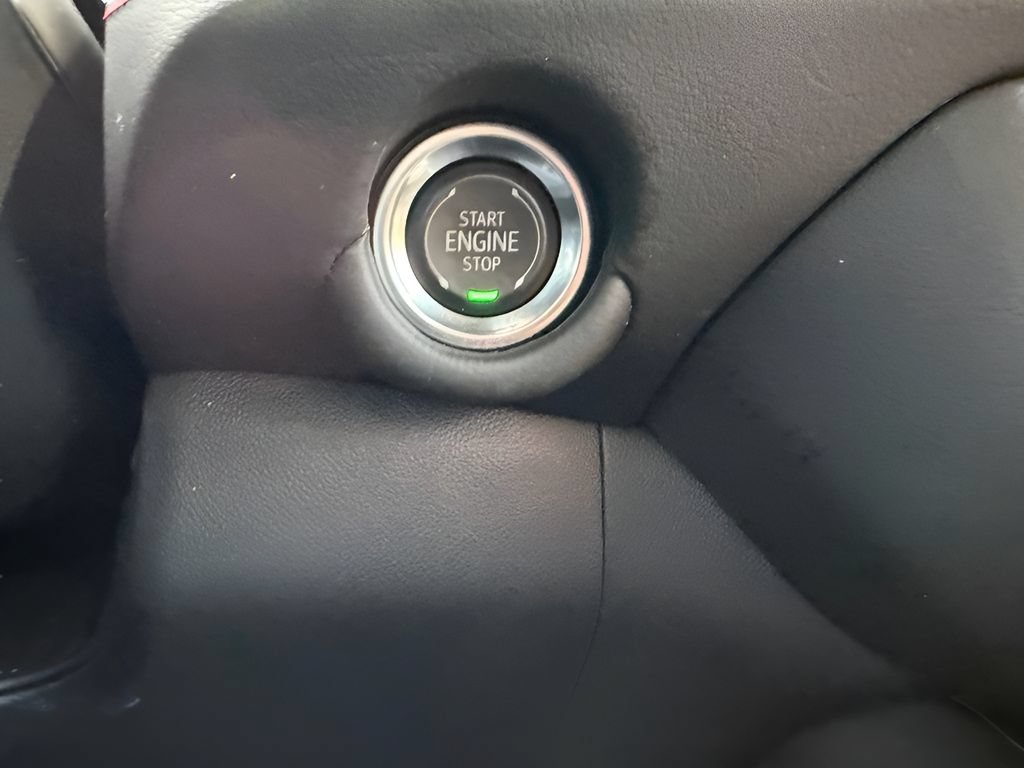 Used 2025 Chevrolet Tahoe RST AWD/4WD image 21