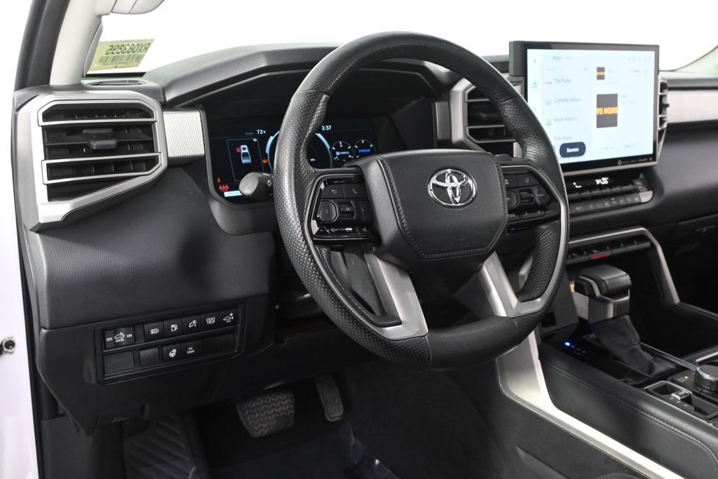 Used 2024 Toyota Tundra Limited AWD/4WD image 12