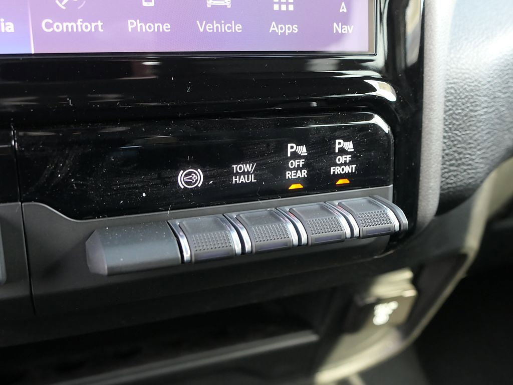 New 2026 RAM 3500 Tradesman AWD/4WD image 20
