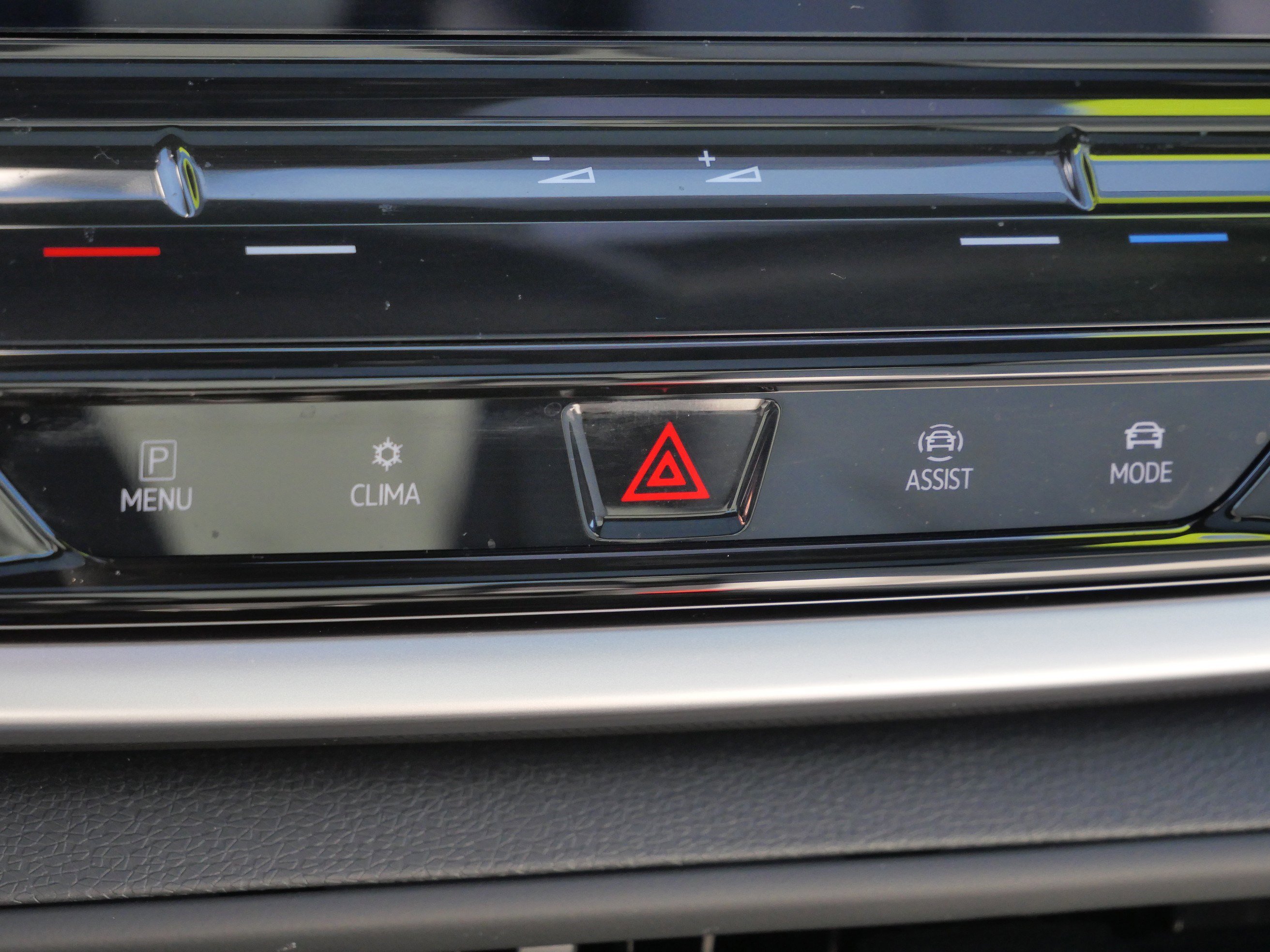 Certified 2022 Volkswagen ID.4 Pro S image 30