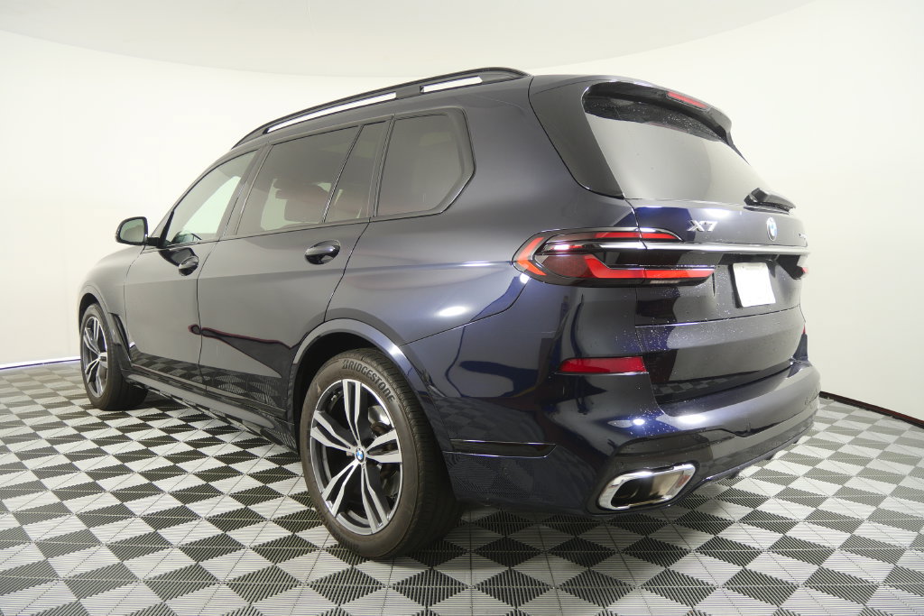 Certified 2024 BMW X7 xDrive40i w/ M Sport Package AWD/4WD image 6
