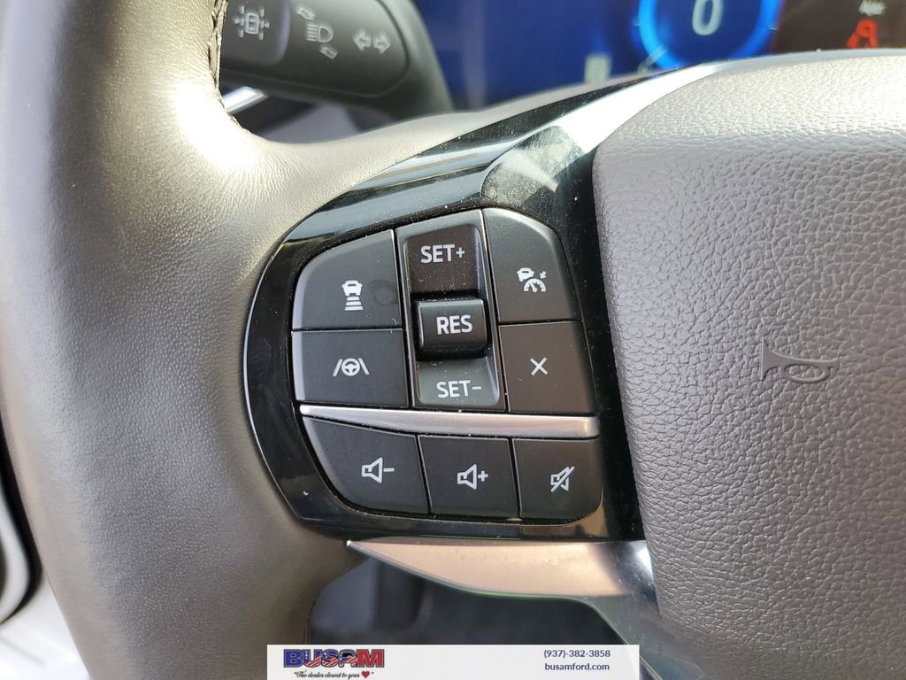 Certified 2022 Ford Explorer Platinum w/ Equipment Group 601A image 25