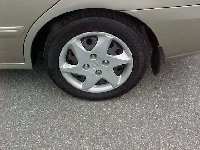 Used 2005 Hyundai Elantra GLS image 6